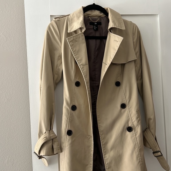 Jacket - Picture 2 of 9